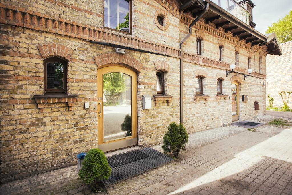 Amalienhof Guesthouse Рига Экстерьер фото