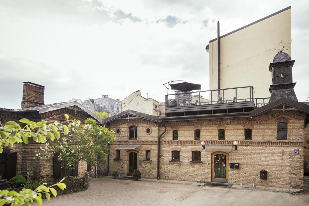 Amalienhof Guesthouse Рига Экстерьер фото